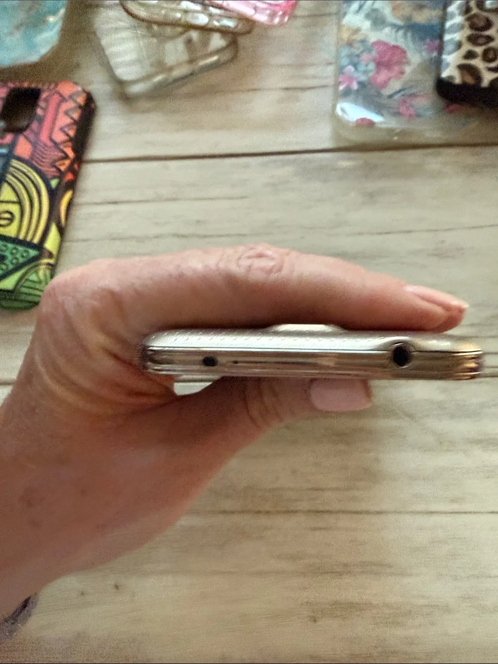 Samsung Galaxy S 5, Smartphone in  Gold with Black Display